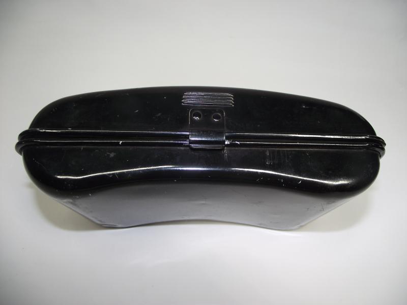 WW2 St.John Ambulance Metal First Aid Pouch.