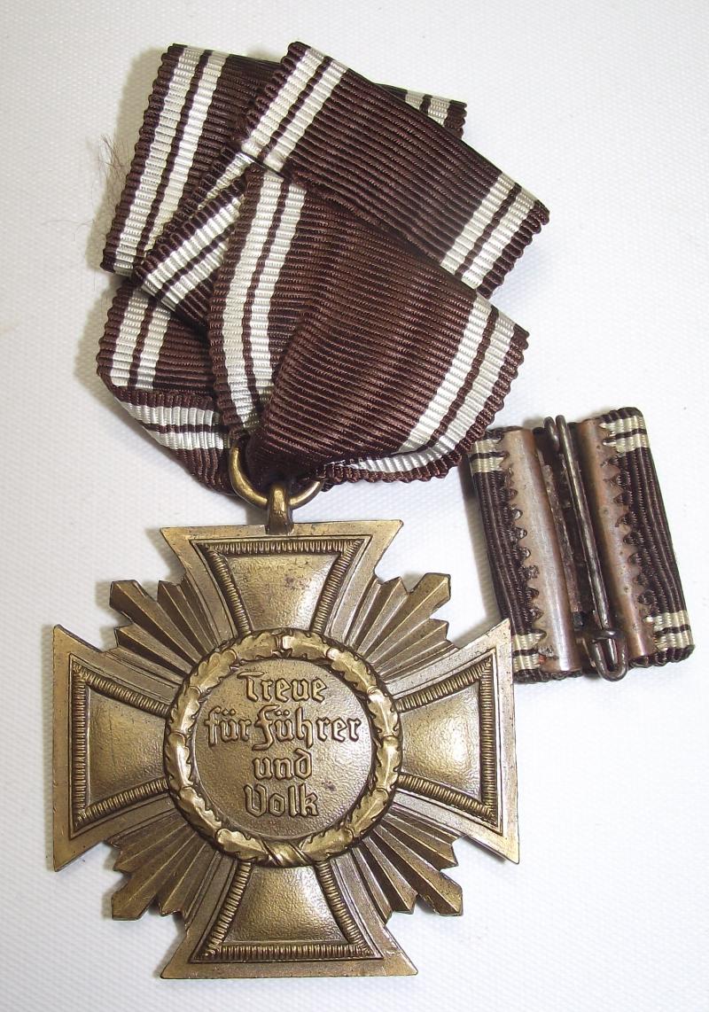 WW2 Boxed Bronze NSDAP Long Service Medal and Ribbon Bar, MM/15-Fredich Orth.