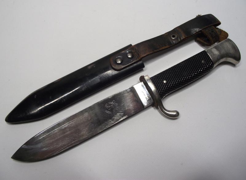 WW2 Hitler Youth Knife. M7/13 - Arthur Schuttelhofer.