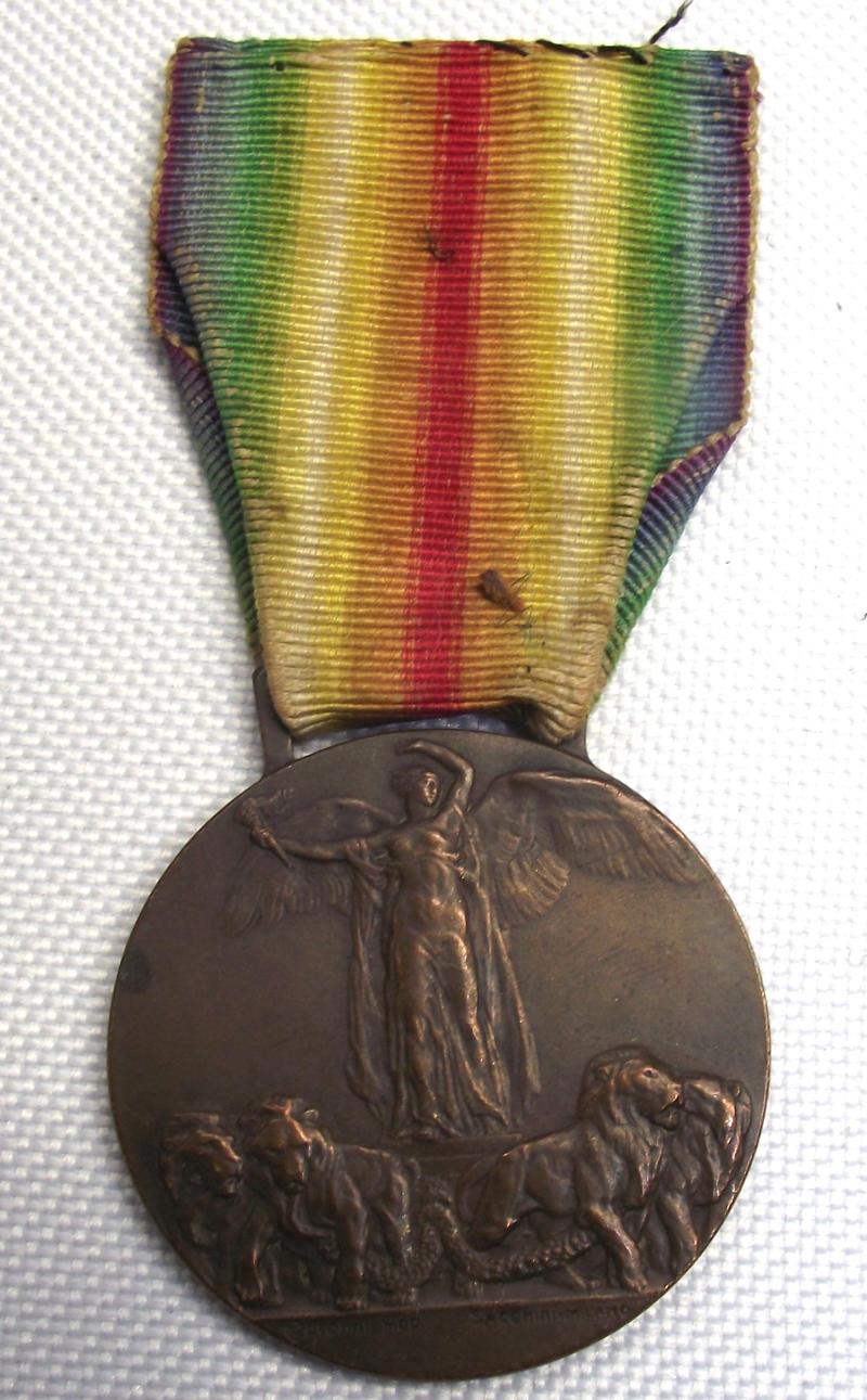 WW1 Italian Victory Medal.
