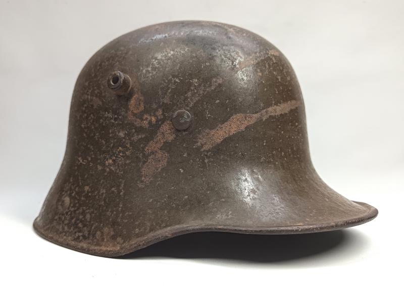 WW1 Imperial German M17 Steel Helmet.