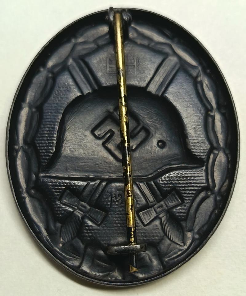 WW2 German Black Wound Badge, Double Marked, EH-126.