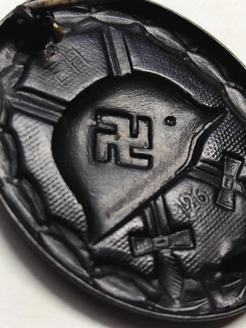 WW2 German Black Wound Badge, Double Marked, EH-126.