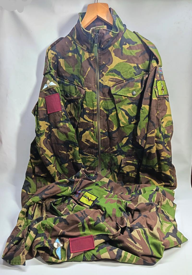 British 1/Para SFSG Paratrooper Smock and Combat lightweight Jacket.