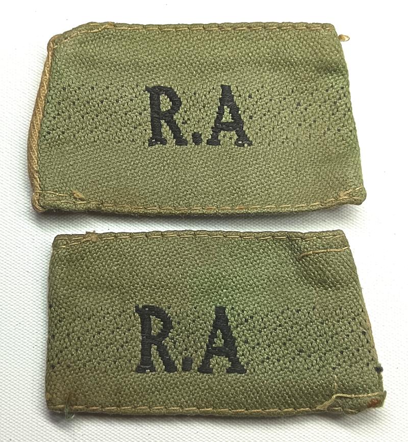 WW2 Royal Artillery Jungle Green Slip-on Shoulder Titles.