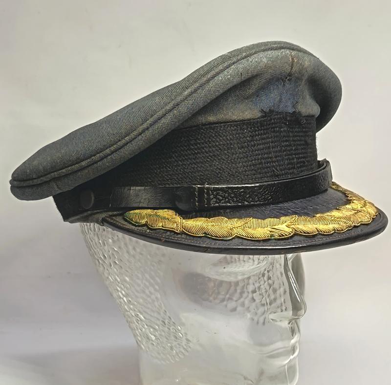 WW2 RAF Group Captains Peaked Cap.