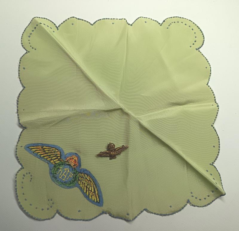 WW2 Ladies RAF Souvenir Handkerchief and Sweetheart Badge.