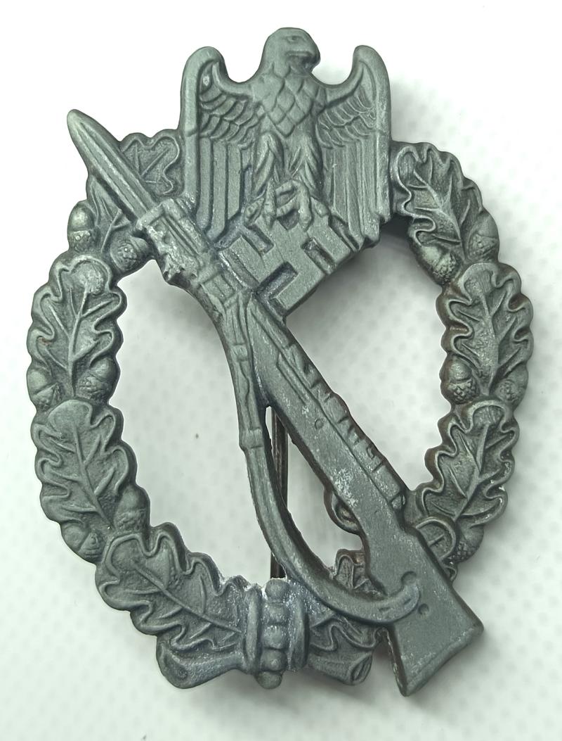 WW2 German Silver Infantry Assault Badge. MM/R.S.