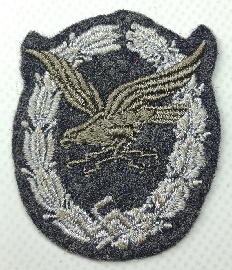 WW2 German Luftwaffe Radio Operator/Air Gunner Cloth Badge.