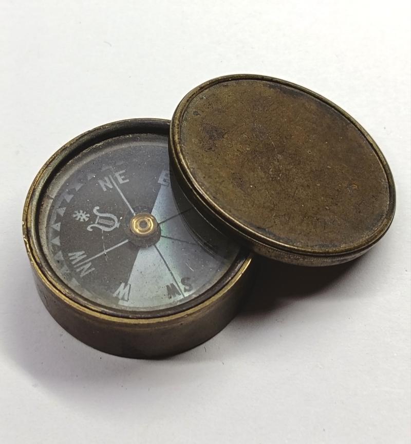 Victorian Gentlemans Pocket Compass.