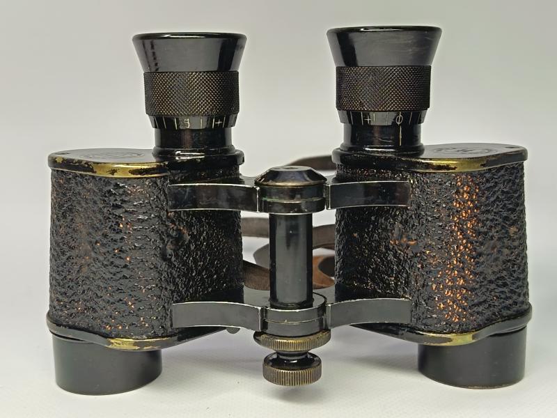 WW2 U. S. Army Signal Corps, 6 Power, Bausch & Lomb Binoculars.