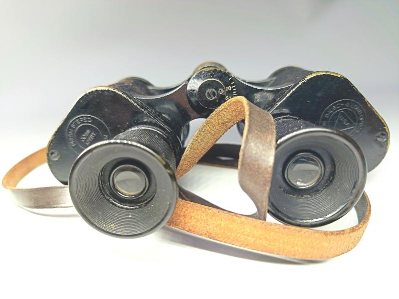WW2 U. S. Army Signal Corps, 6 Power, Bausch & Lomb Binoculars.