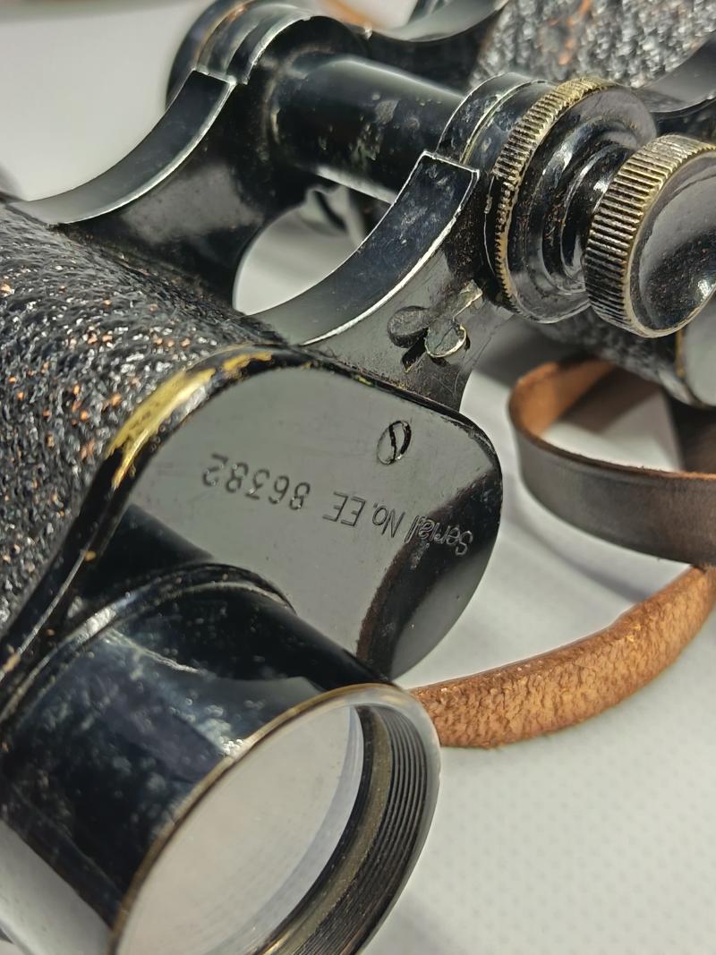 WW2 U. S. Army Signal Corps, 6 Power, Bausch & Lomb Binoculars.