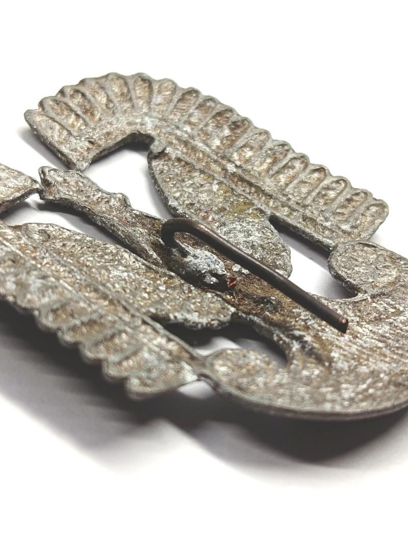 WW2 Polish Airforce Cap Badge.