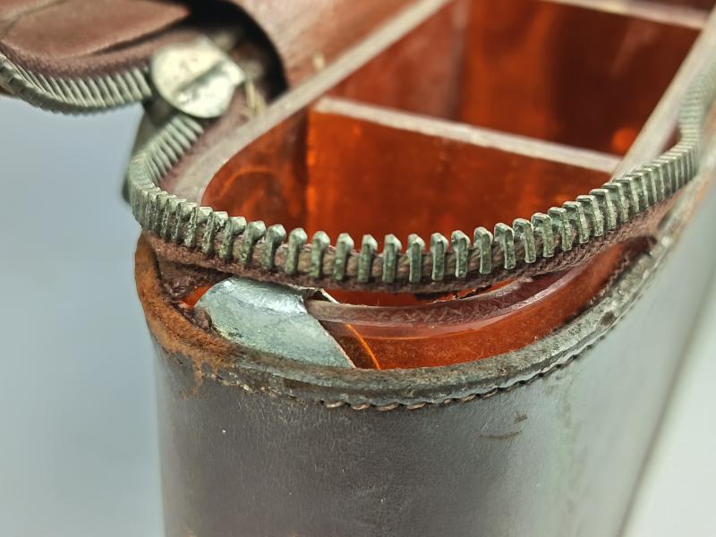 WW2 British Officer's Shaving Soap Brush and Case. 1944.