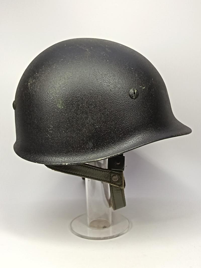 West German Bundeswehr 1A1LL Steel Paratrooper Helmet.