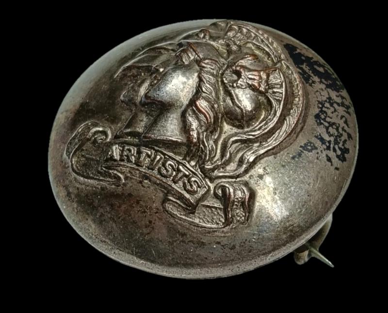 WW1 Artists Rifles 28th Battalion Sweetheart Button with Soldiers Picture to the back.